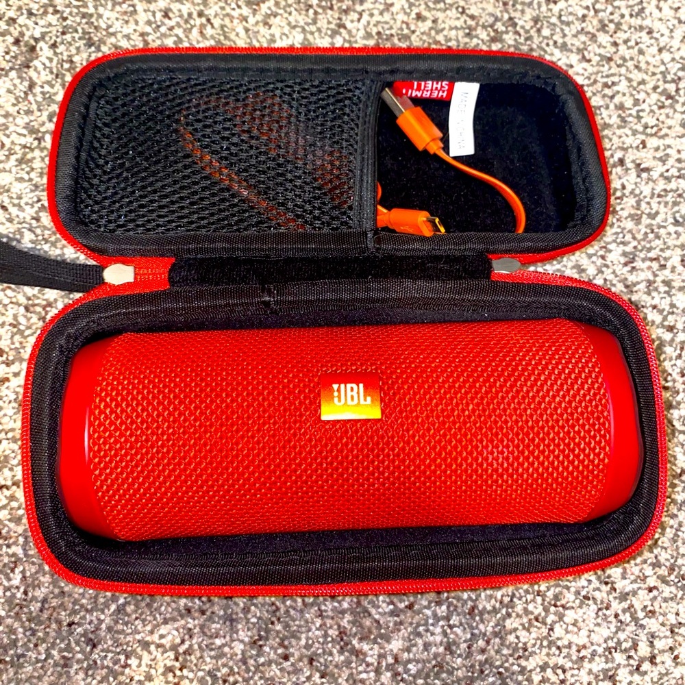 JBL Flip 4